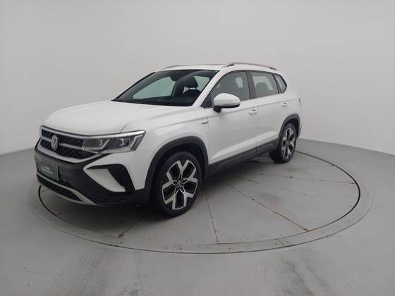 VOLKSWAGEN TAOS 1.4 250 TSI TOTAL FLEX HIGHLINE AUTOMÁTICO